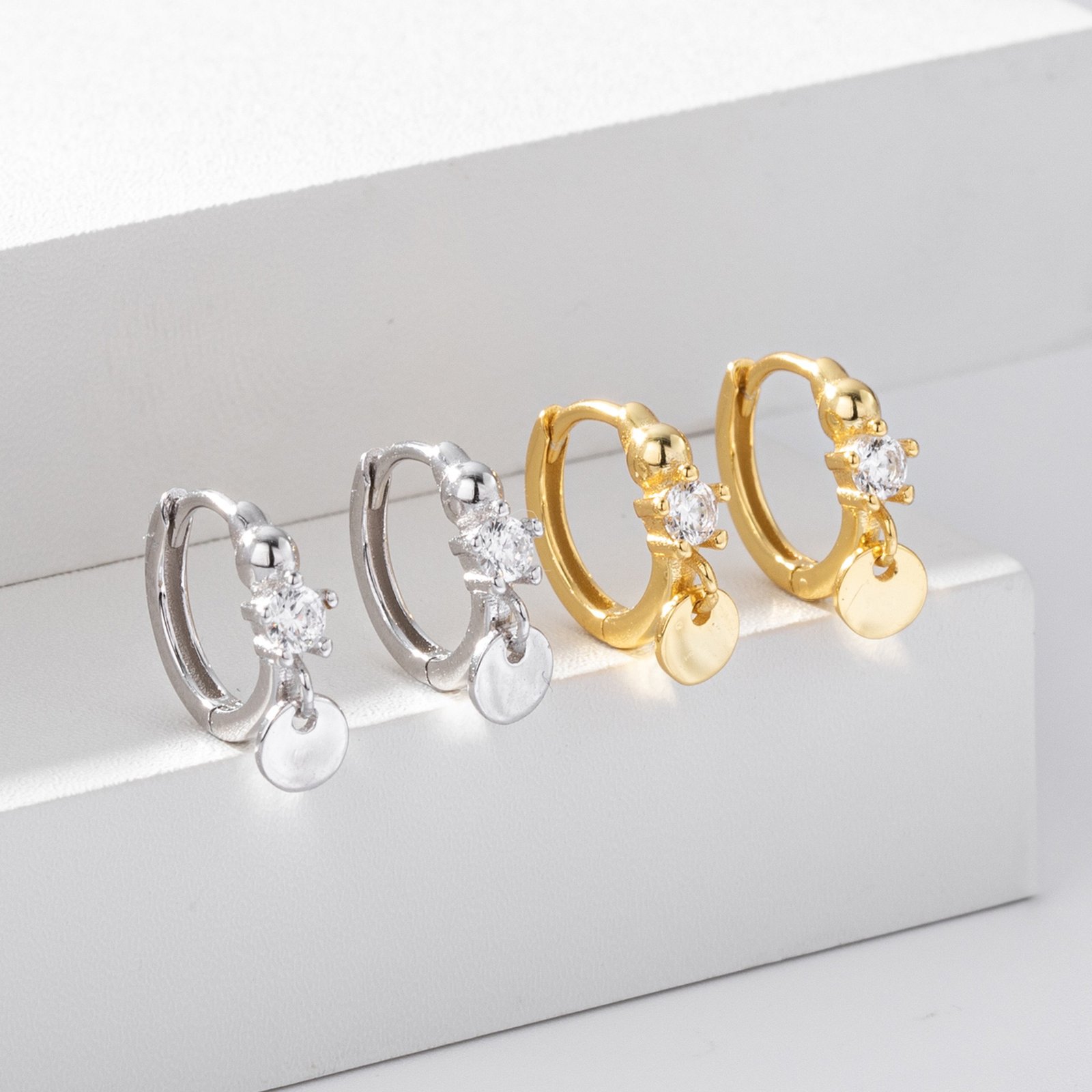 Golden Halo Drop Earrings - 图片 5