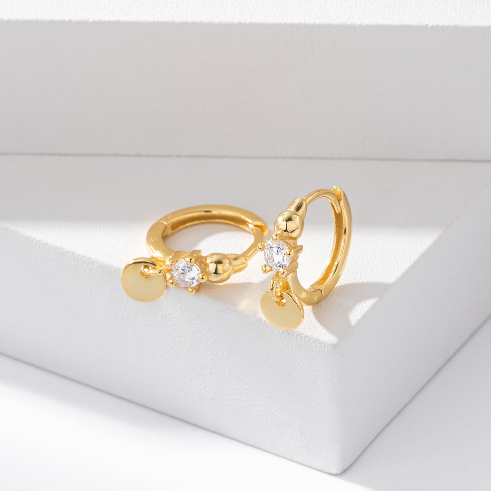 Golden Halo Drop Earrings - 图片 6