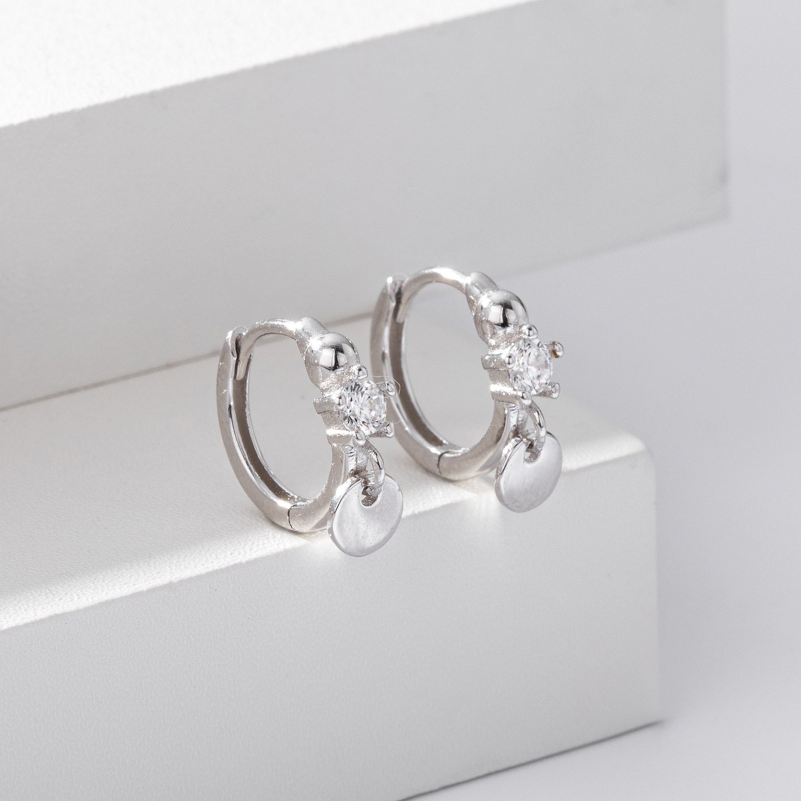 Golden Halo Drop Earrings - 图片 8